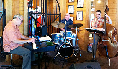 Kurt Deutscher - Jazz Drummer - Photos 2013